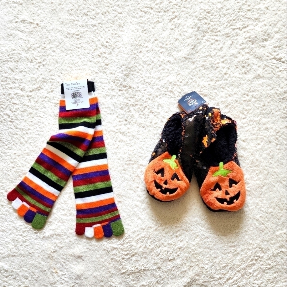 New women's one size Halloween socks/ slipper socks